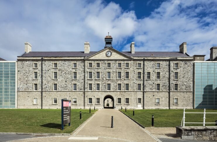 The National Museum of Ireland – Decorative Arts & History